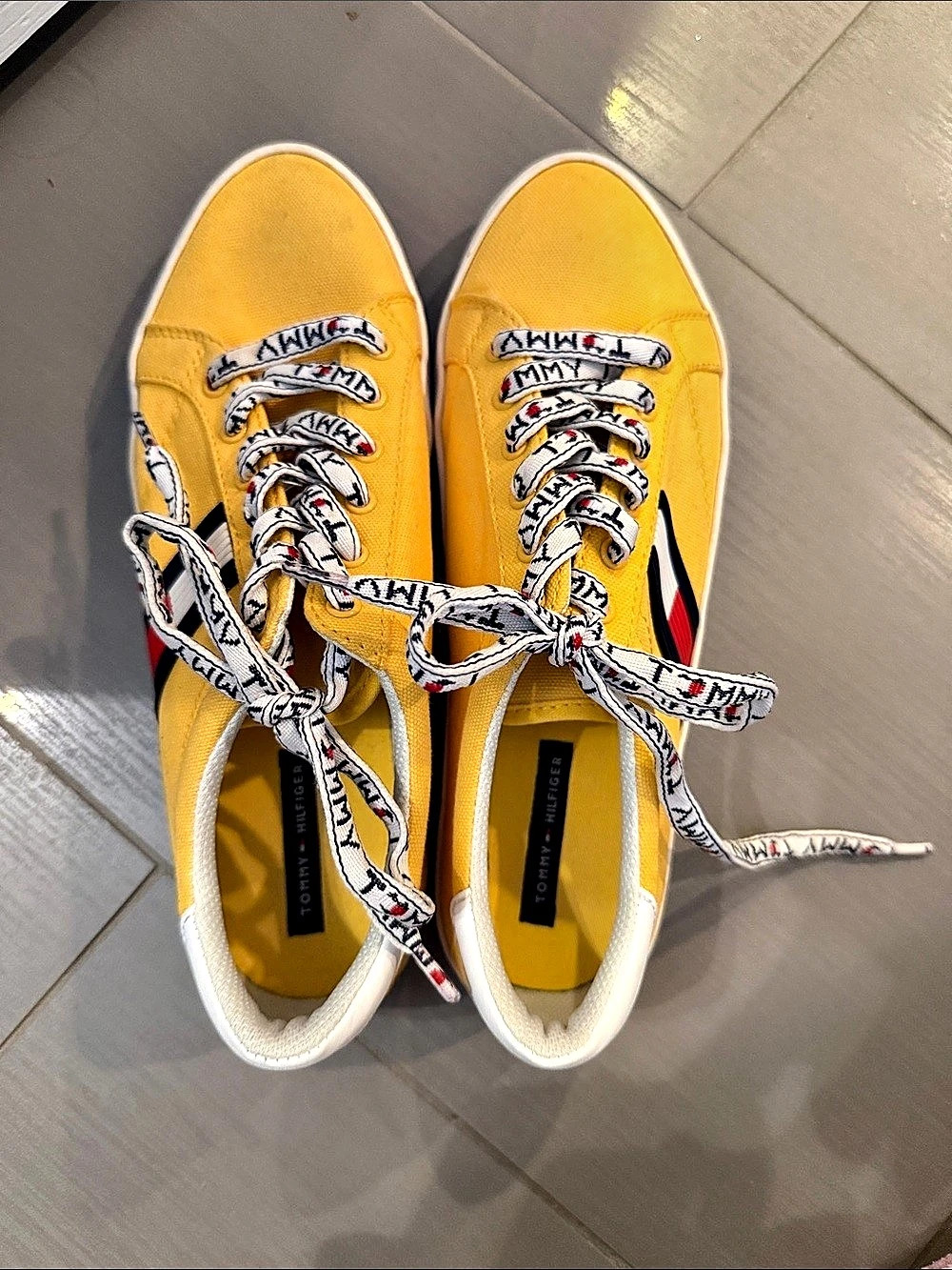 Tommy Hilfiger Logo Lace Canvas Sneaker Yellow & White US 10 Womens